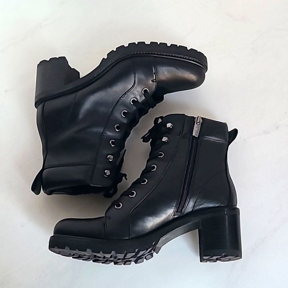 Vince Camuto Gaviana Moto Boots - Picture 7 of 9